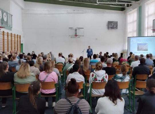 Spotkanie z rodzicami uczniów klas I