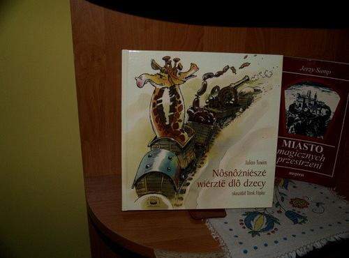 „Okulary  Tuwima” – czyli konkurs recytatorski w PCE (filmik)