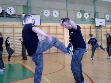 Zajęcia z walki wręcz w PCE