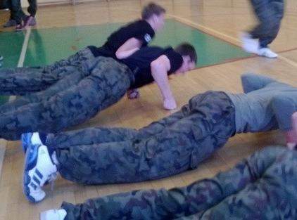 Zajęcia z walki wręcz w PCE