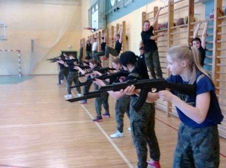 Zajęcia z walki wręcz w PCE