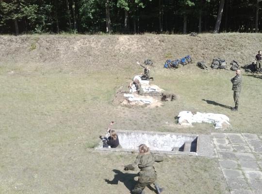 Rzut granatem ćwiczebnym