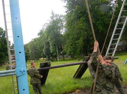Podsumowanie edukacji wojskowej- szkolenie na ośrodku poligonowym