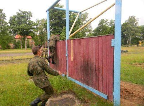 Podsumowanie edukacji wojskowej- szkolenie na ośrodku poligonowym