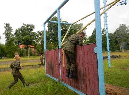 Podsumowanie edukacji wojskowej- szkolenie na ośrodku poligonowym