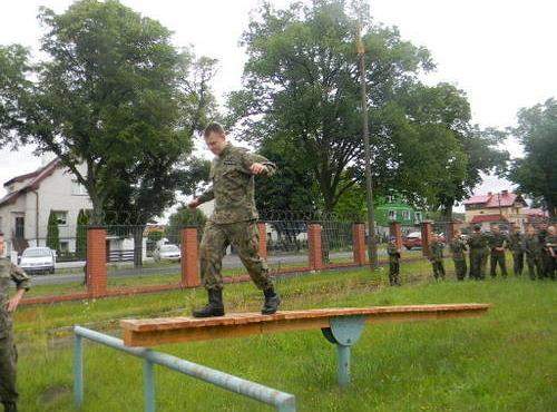 Podsumowanie edukacji wojskowej- szkolenie na ośrodku poligonowym