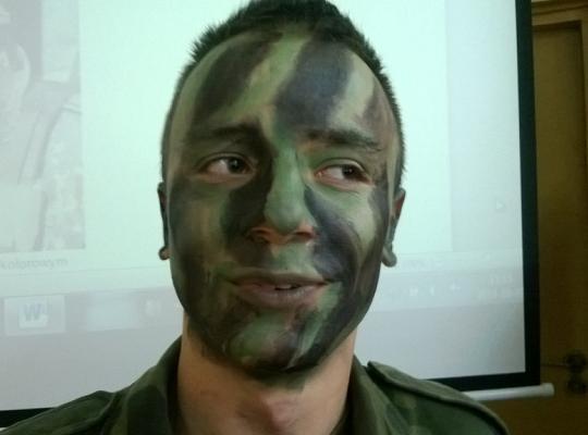 „Wojskowe makijaże”