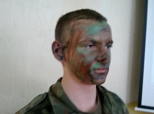 „Wojskowe makijaże”